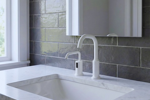 Liquid soap and foam soap dispensing path compatibility comparison for automatic dispensers